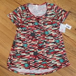 3/$30 NWT Lularoe classic graphic T shirt winter hat people small